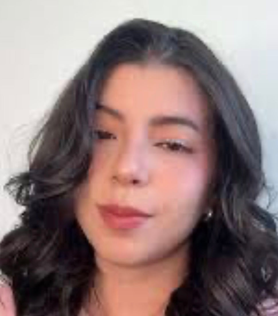 <em>Andrea Q.</em>